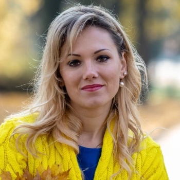 Andreea Munteanu - Vetted Real Estate Operations Expert - Work for Impact Dedicated Talent